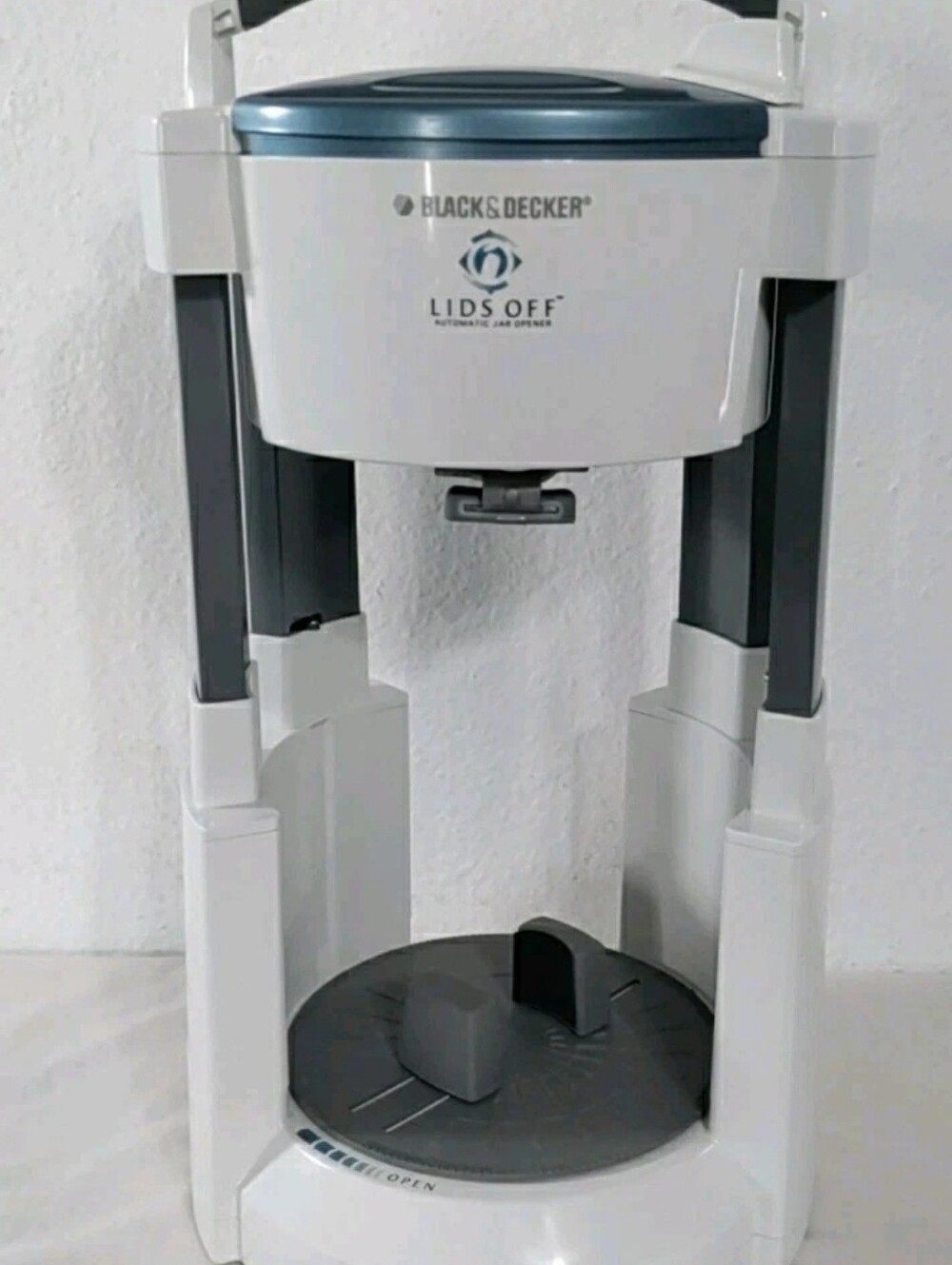 Black & Decker Lids Off Automatic Jar Opener. Model JW200 (Very Clean) (Tested)